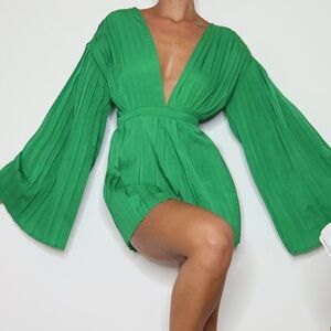 Pretty Little Thing Womens Green Pleated Romper - Size 4